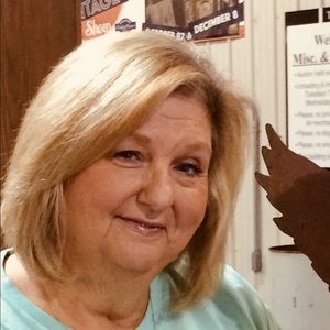 Meet your Posher, Deborah